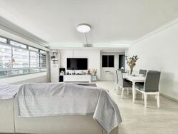 Blk 242 Pasir Ris Street 21 (Pasir Ris), HDB Executive #574762641